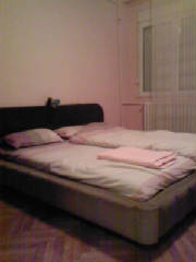 bedroom1.jpg