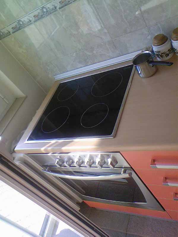 kitchen2.jpg